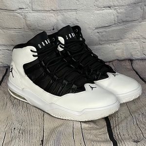 Jordan Max Aura White Black Size 11